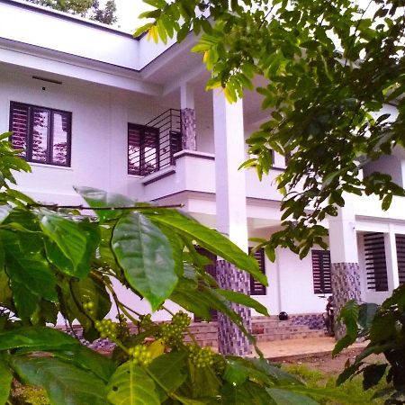 Anizham Jungle Star Thirunelly Exterior foto